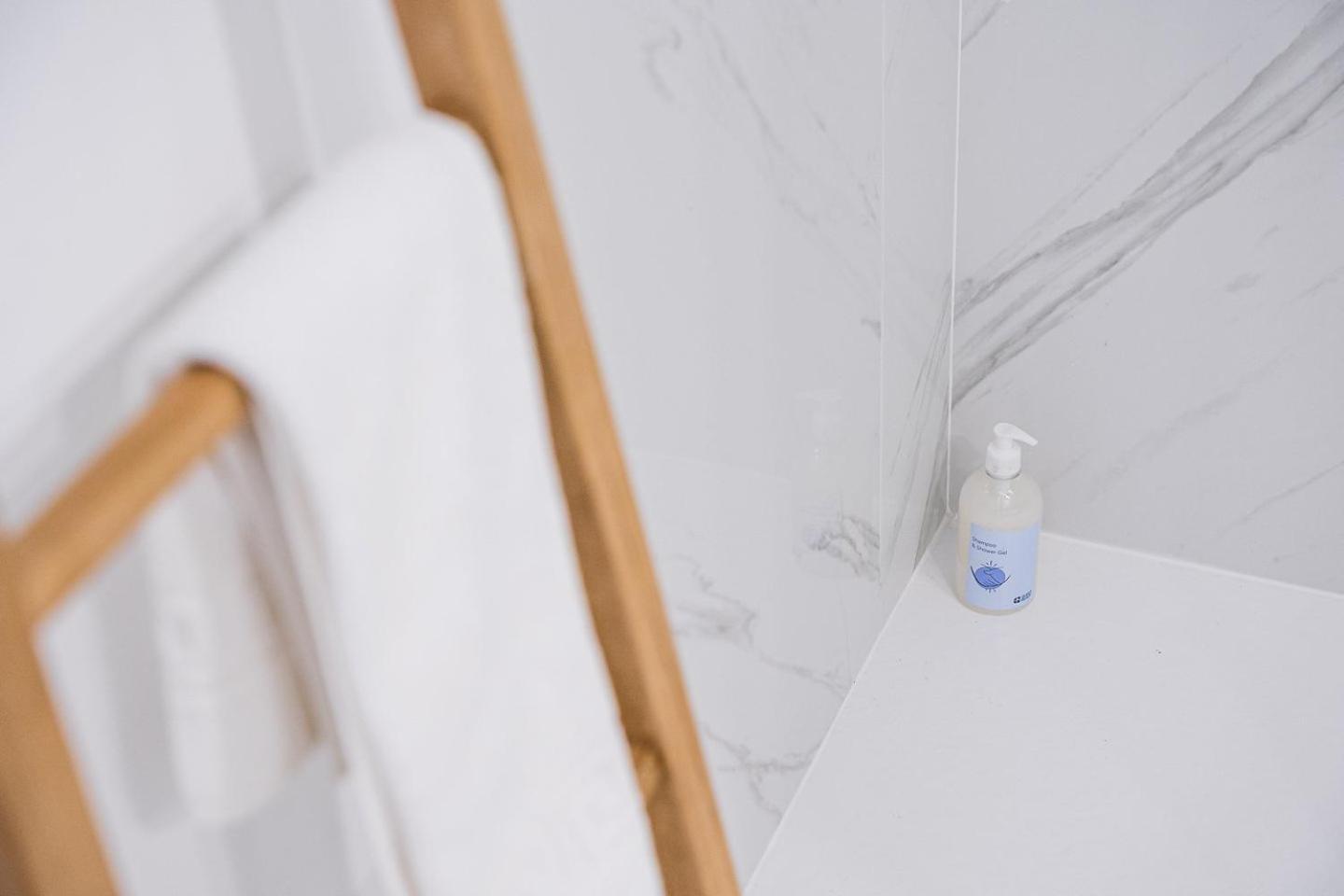 Guestready - Downtown Refuge With Private Parking Apartment Porto Bagian luar foto
