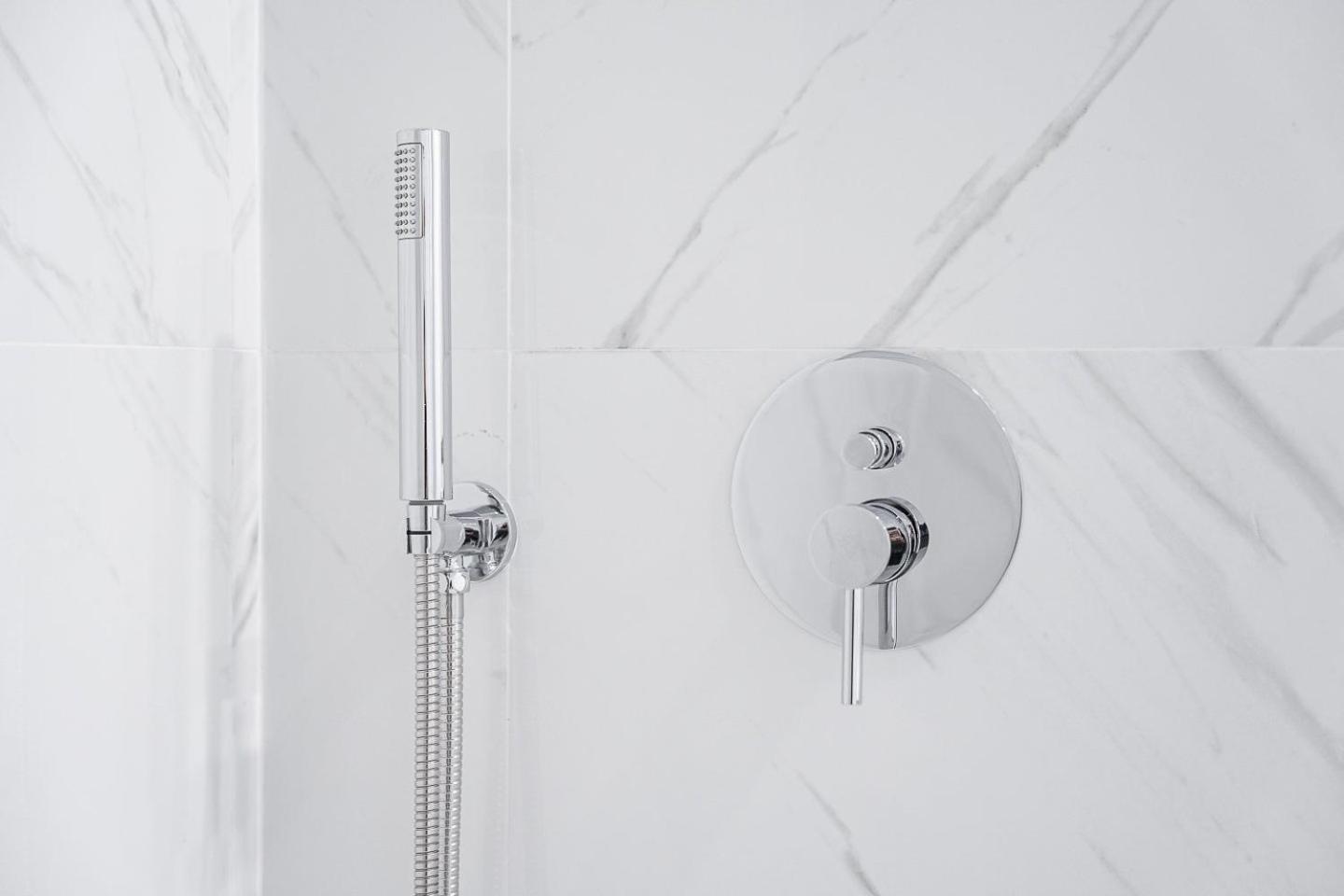 Guestready - Downtown Refuge With Private Parking Apartment Porto Bagian luar foto